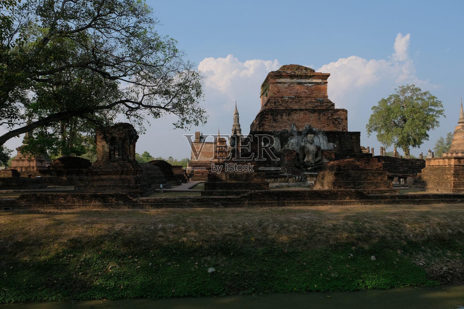 素可泰历史公园，泰国旅游胜地照片摄影图片