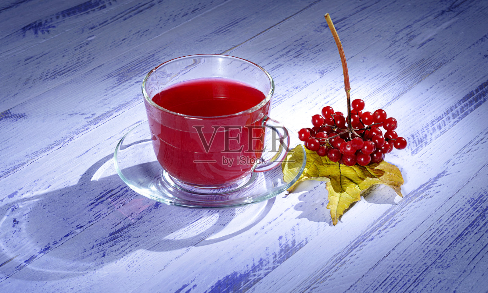 Kalina果汁杯遮荫照片摄影图片