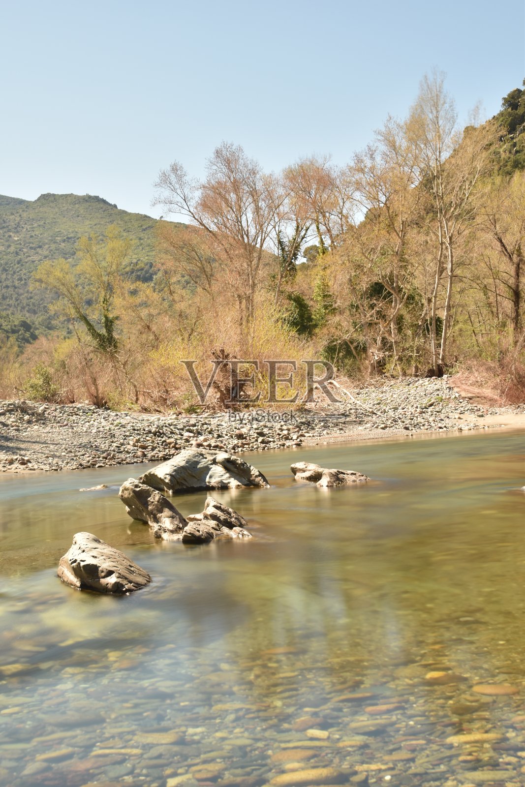 科西嘉岛的水，岩石和自然照片摄影图片