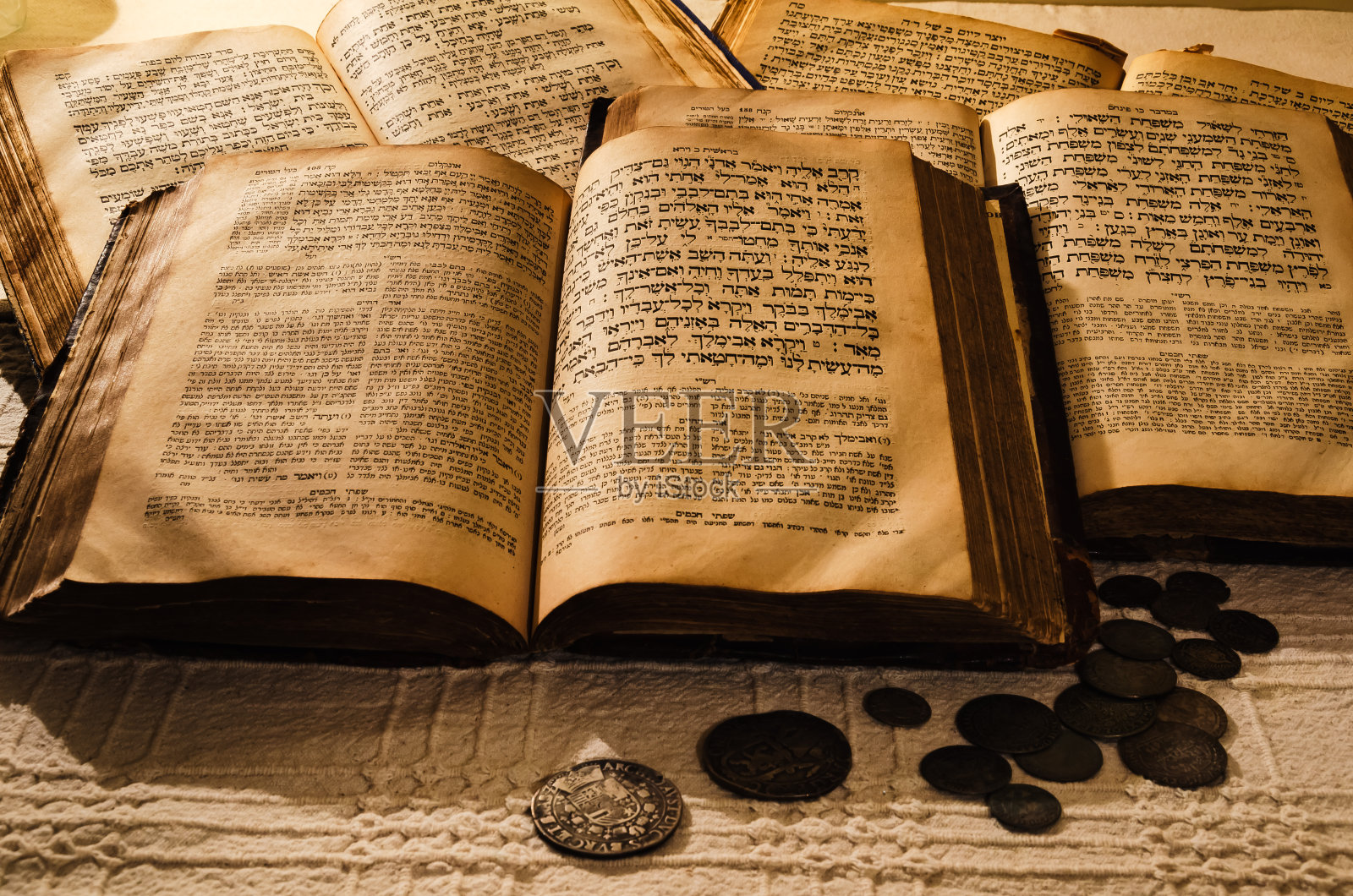 神圣的古老犹太书籍照片摄影图片