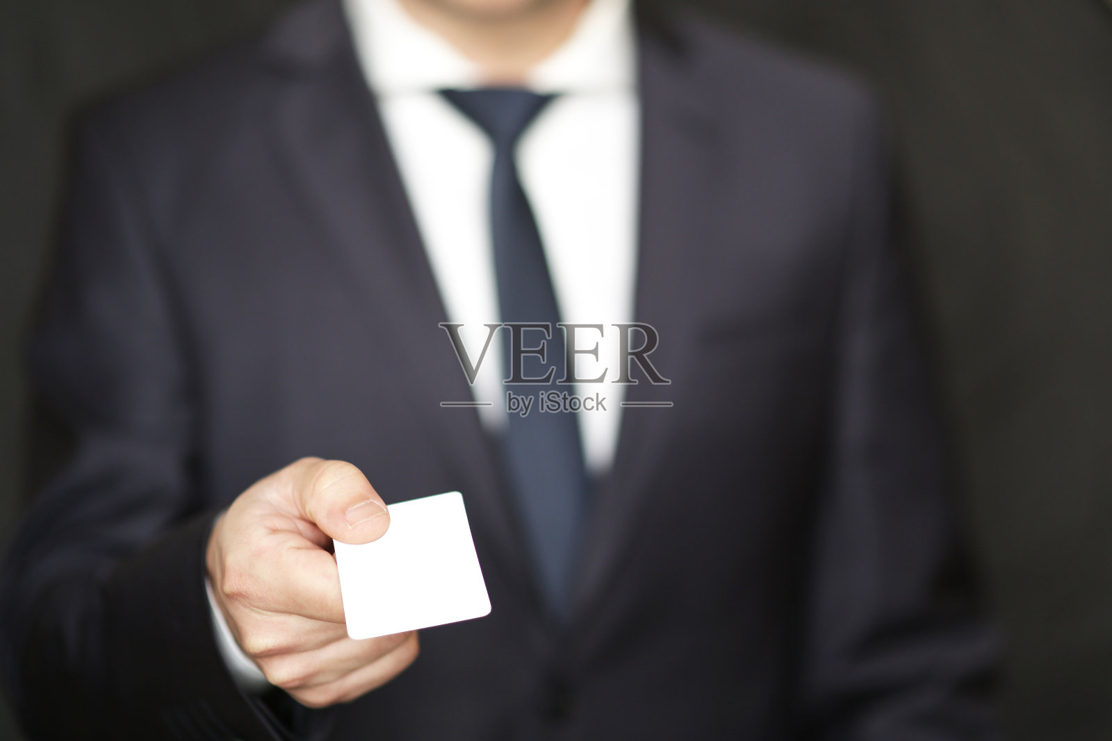 一张空白名片的商人照片摄影图片