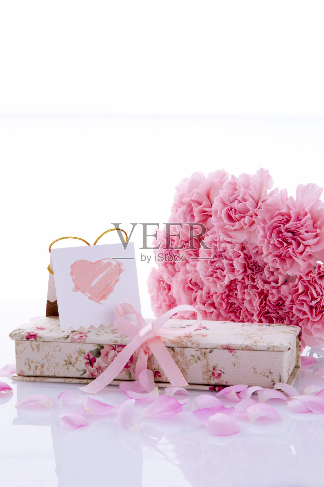 母亲节，情人节，礼物和卡片照片摄影图片