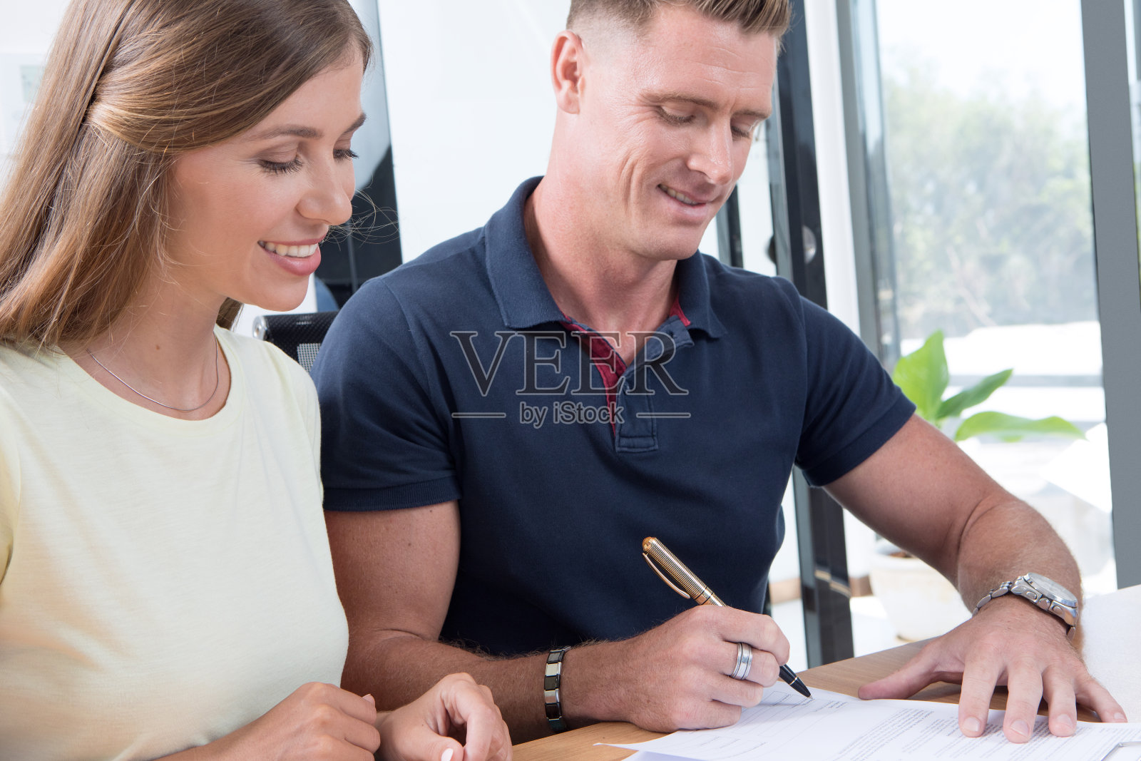 合同照片摄影图片