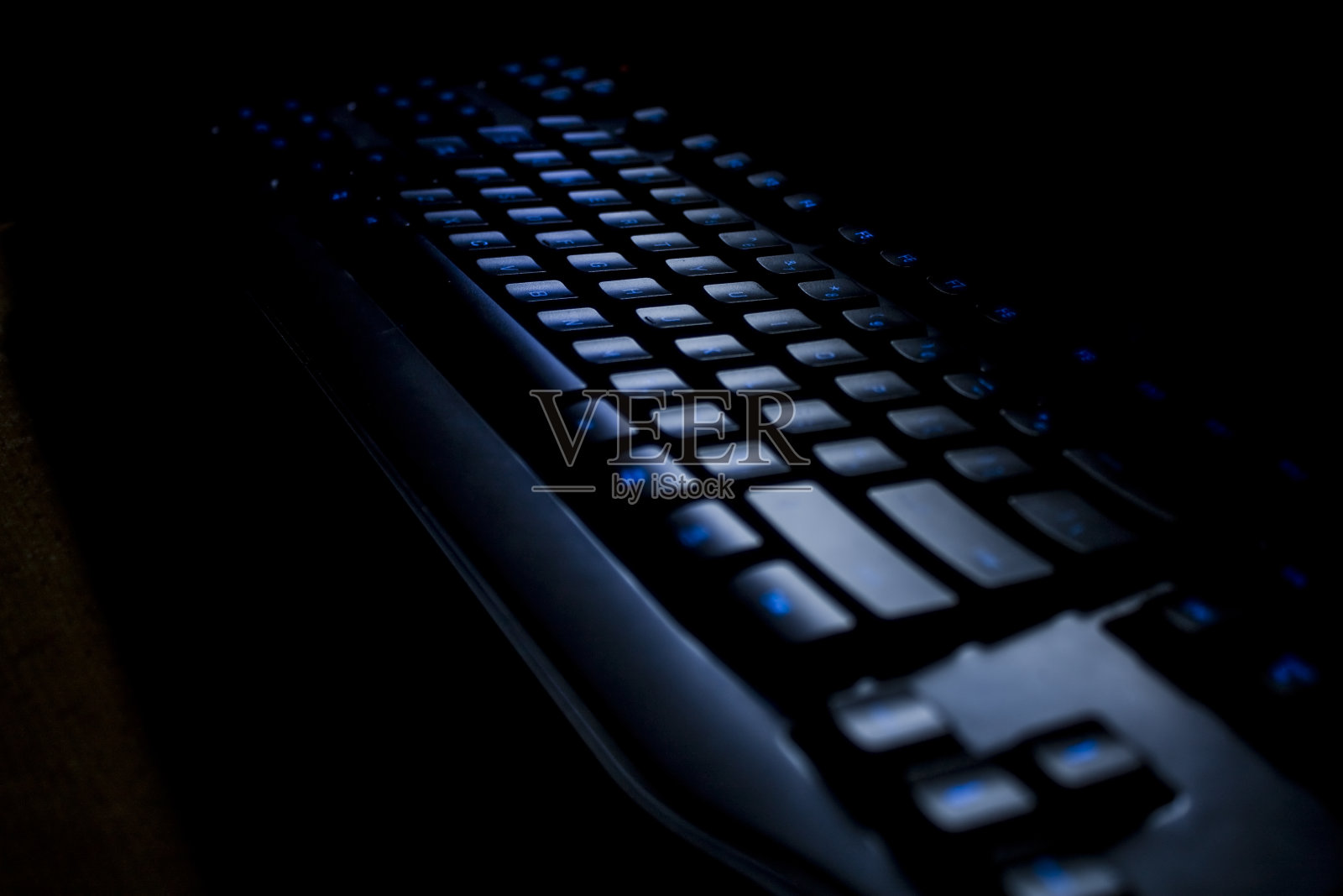 现代计算机键盘照片摄影图片