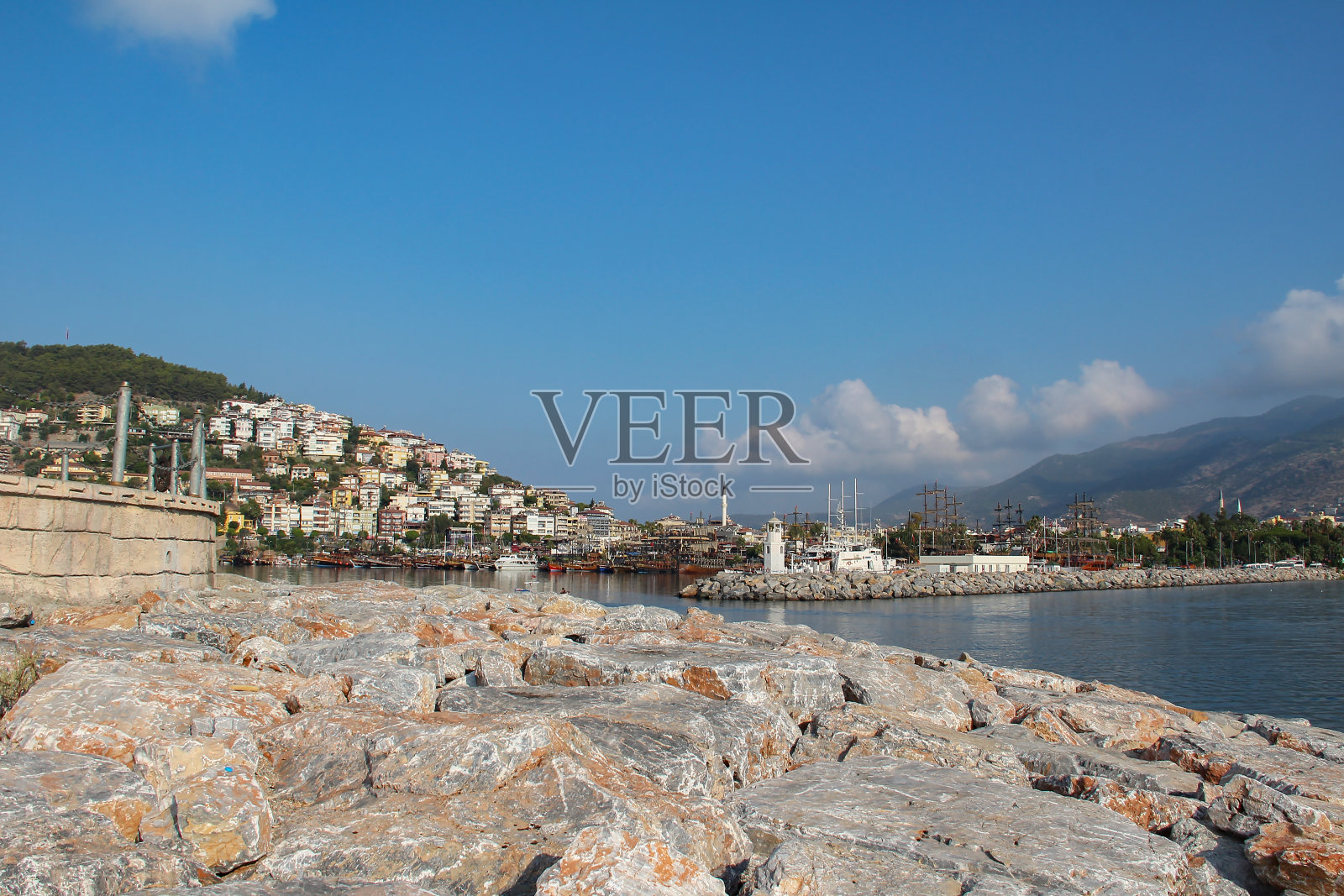 土耳其阿兰亚海岸。夏天的风景照片摄影图片