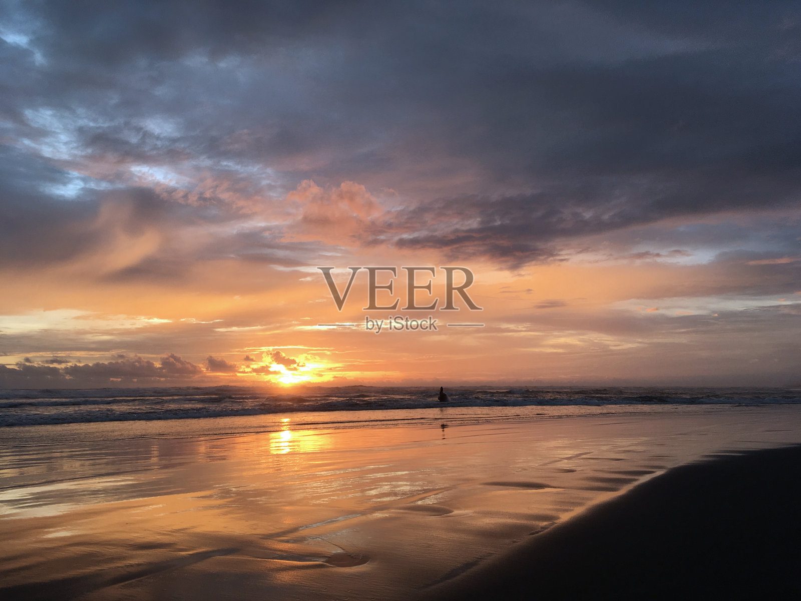 美妙的热带日落照片摄影图片