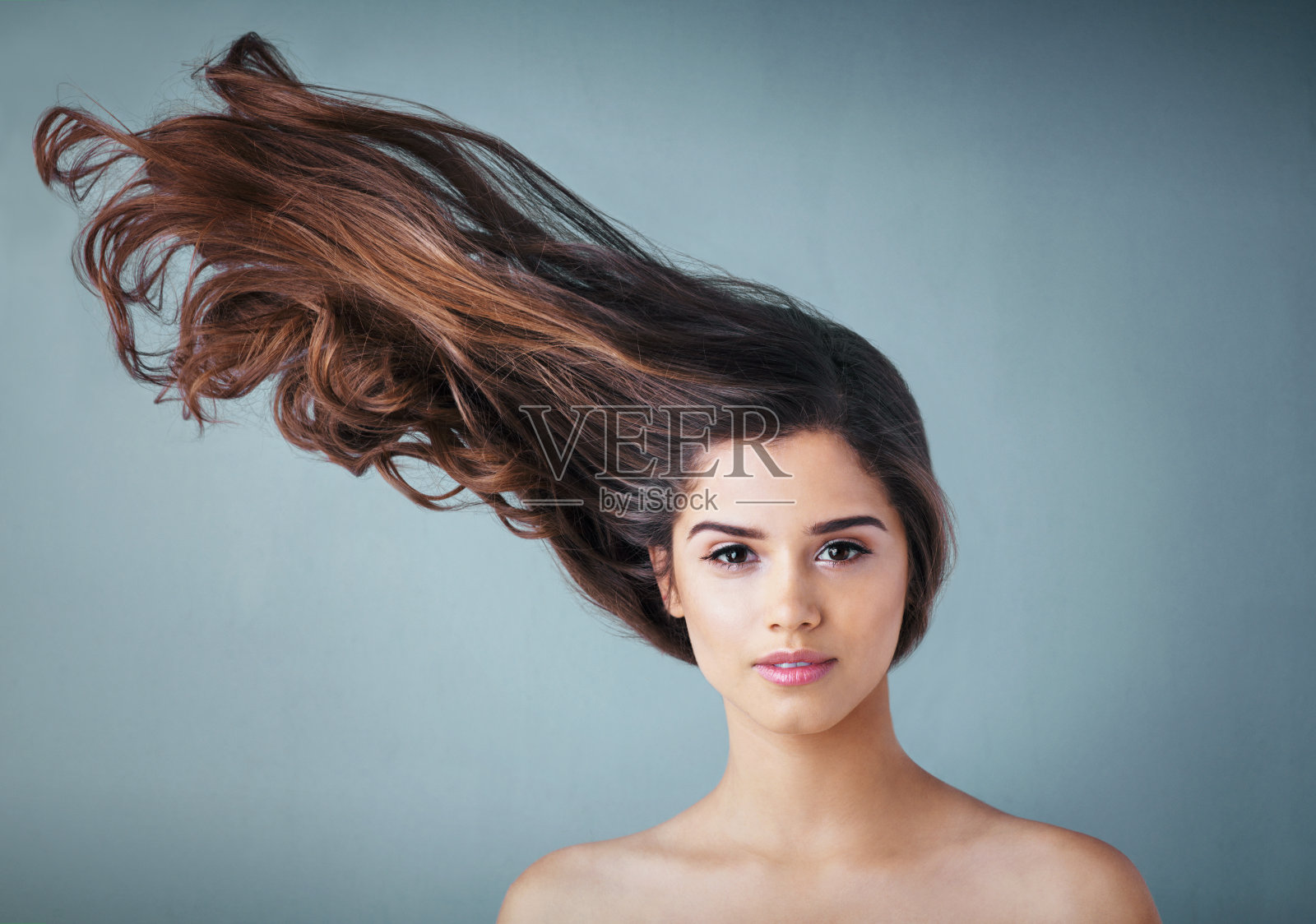 让你的头发飘逸照片摄影图片