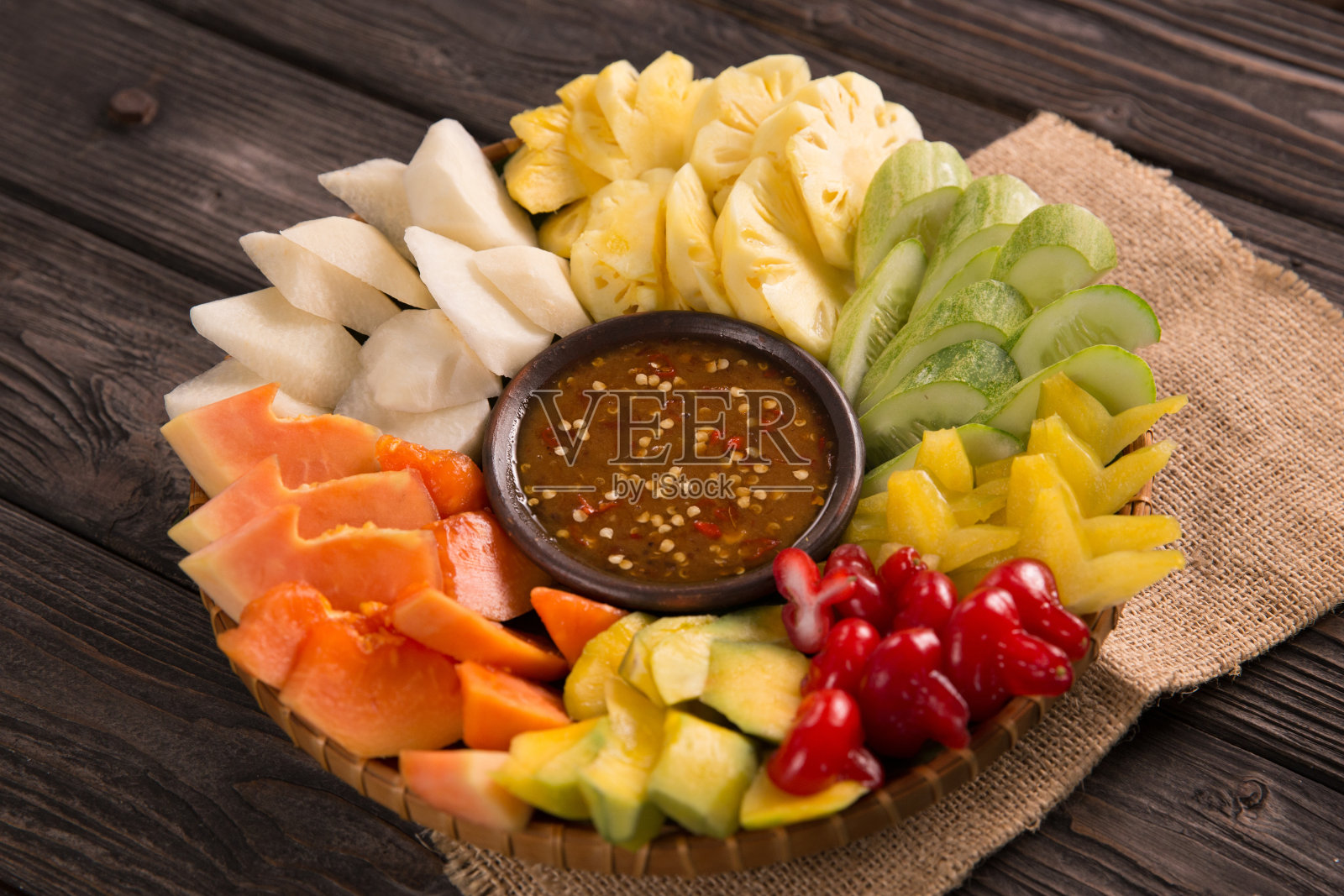 辣酱鲁加克酱照片摄影图片