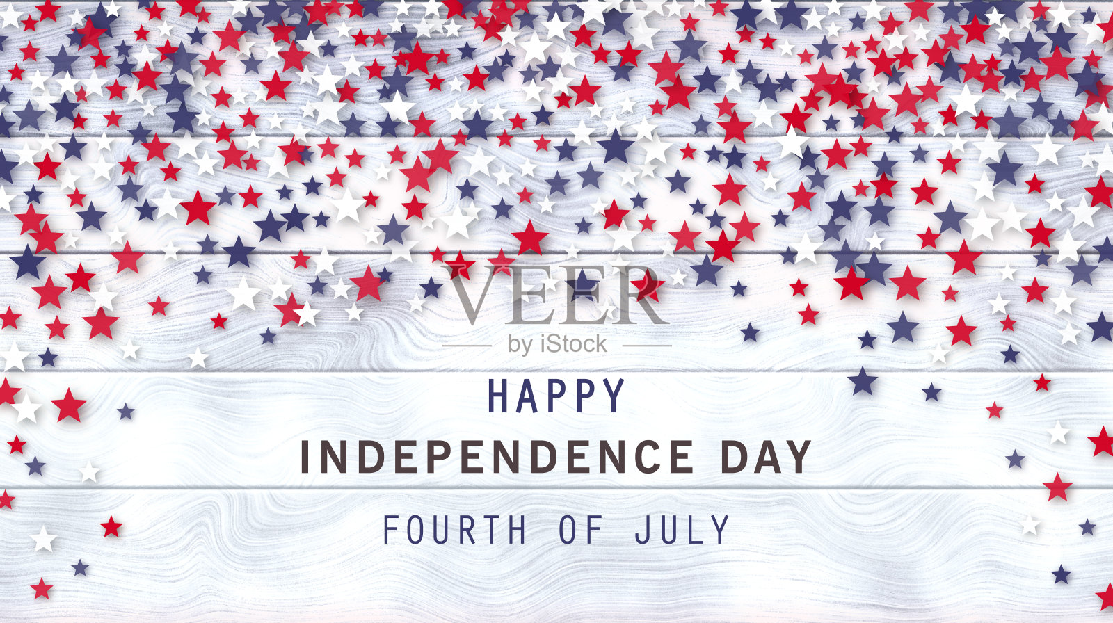 7月4日白色木质背景上点缀着红、蓝、白星星的五彩纸屑。美国独立日横幅，海报，传单。美国7月4日节日贺卡设计。插画图片素材