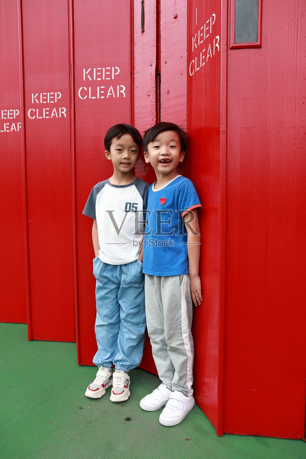 儿童在香港旅游照片摄影图片