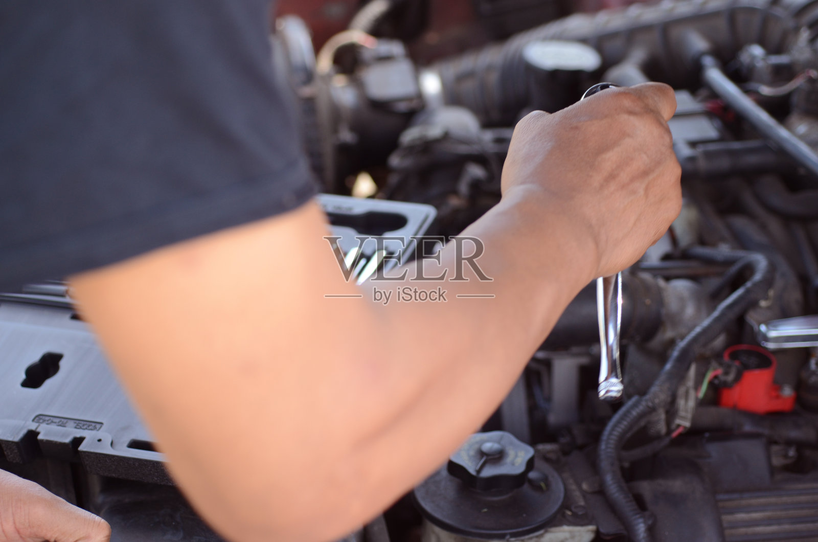 机修工照片摄影图片