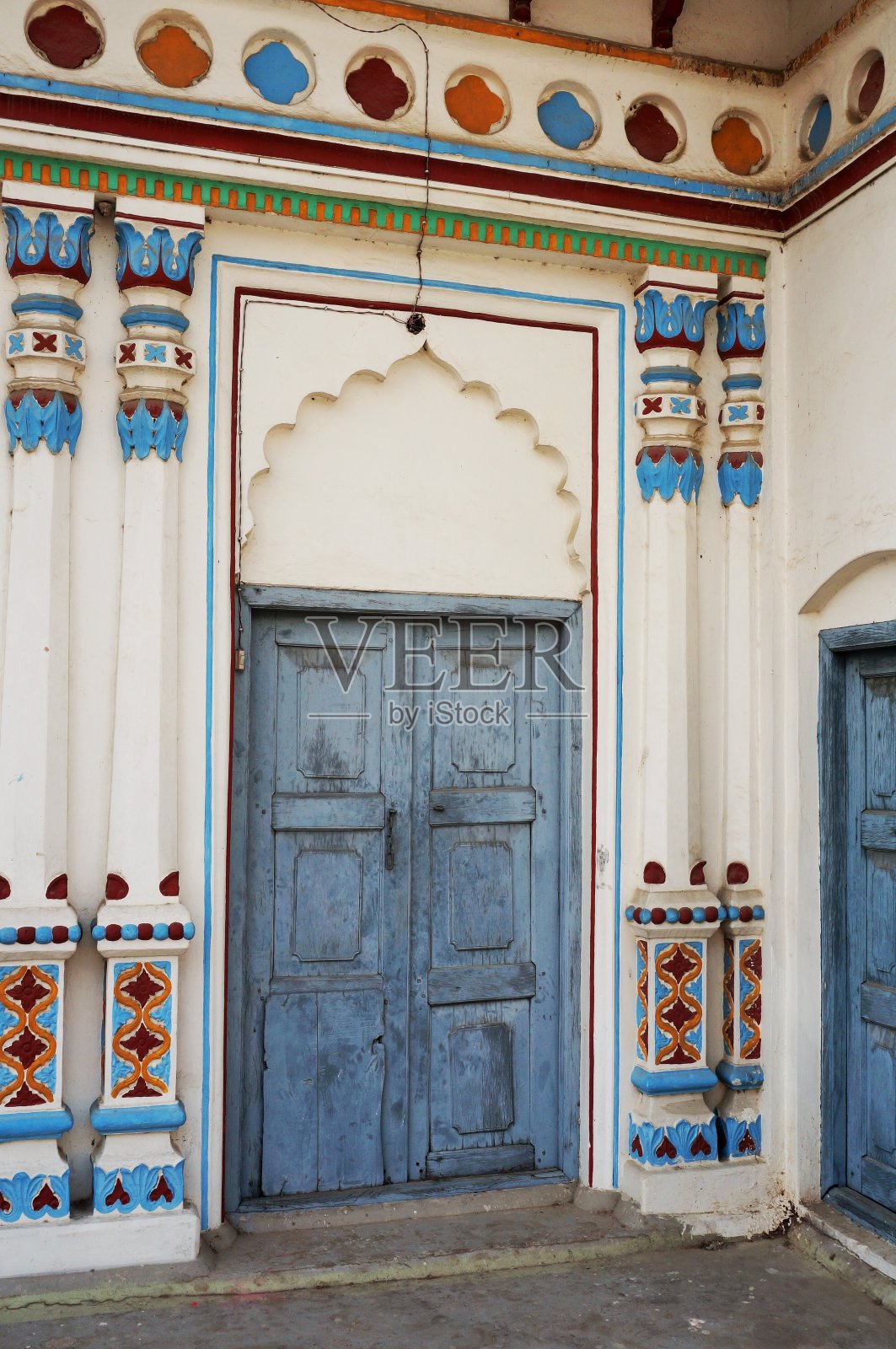 尼泊尔Janakpur的Janaki Mandir寺庙的蓝色门照片摄影图片