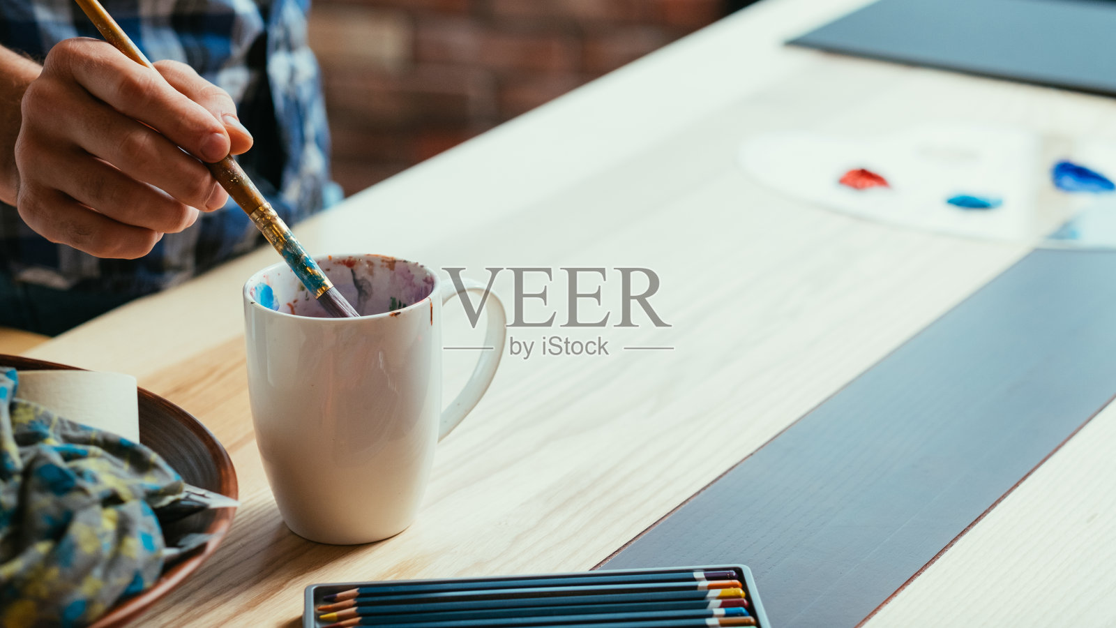 艺术家工作场所工作室氛围绘画爱好照片摄影图片