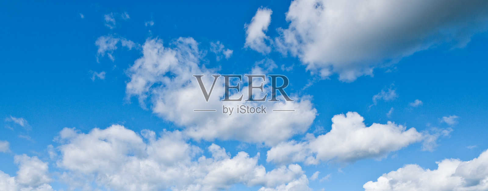 蓝天中的积云照片摄影图片