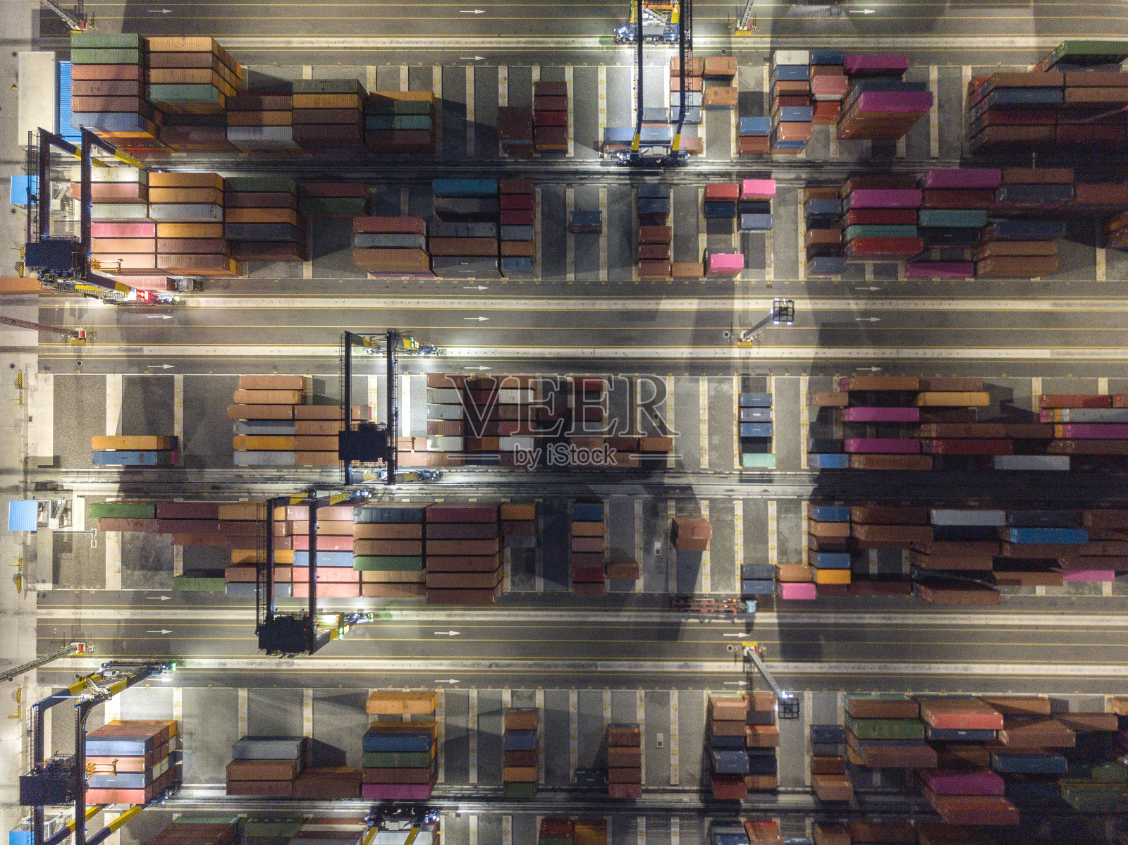 集装箱货船物流运输鸟瞰图照片摄影图片