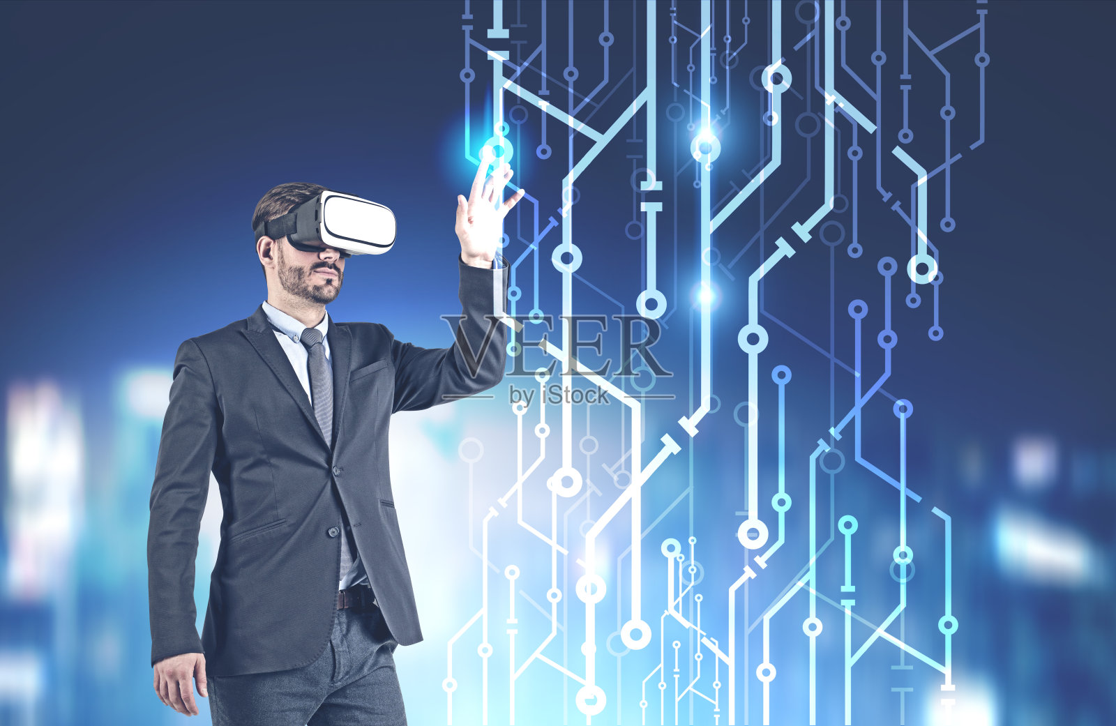 人在vr眼镜使用电路接口照片摄影图片