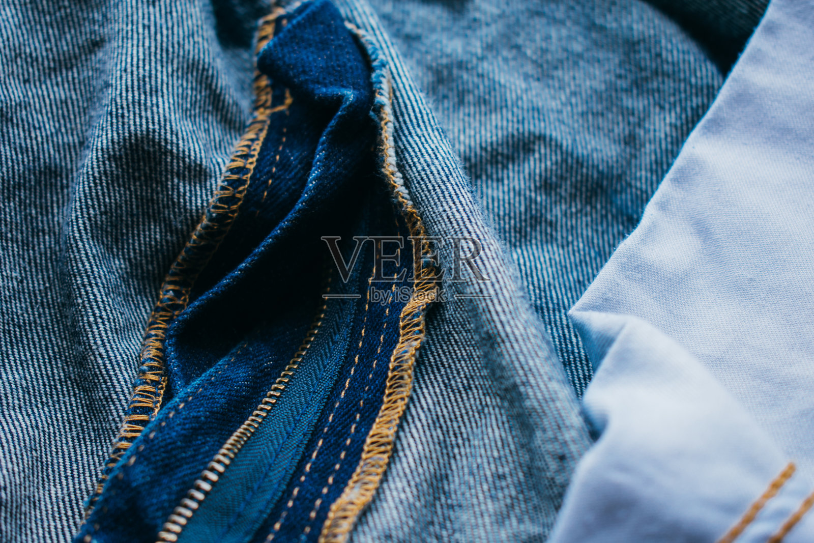 蓝色的牛仔裤照片摄影图片