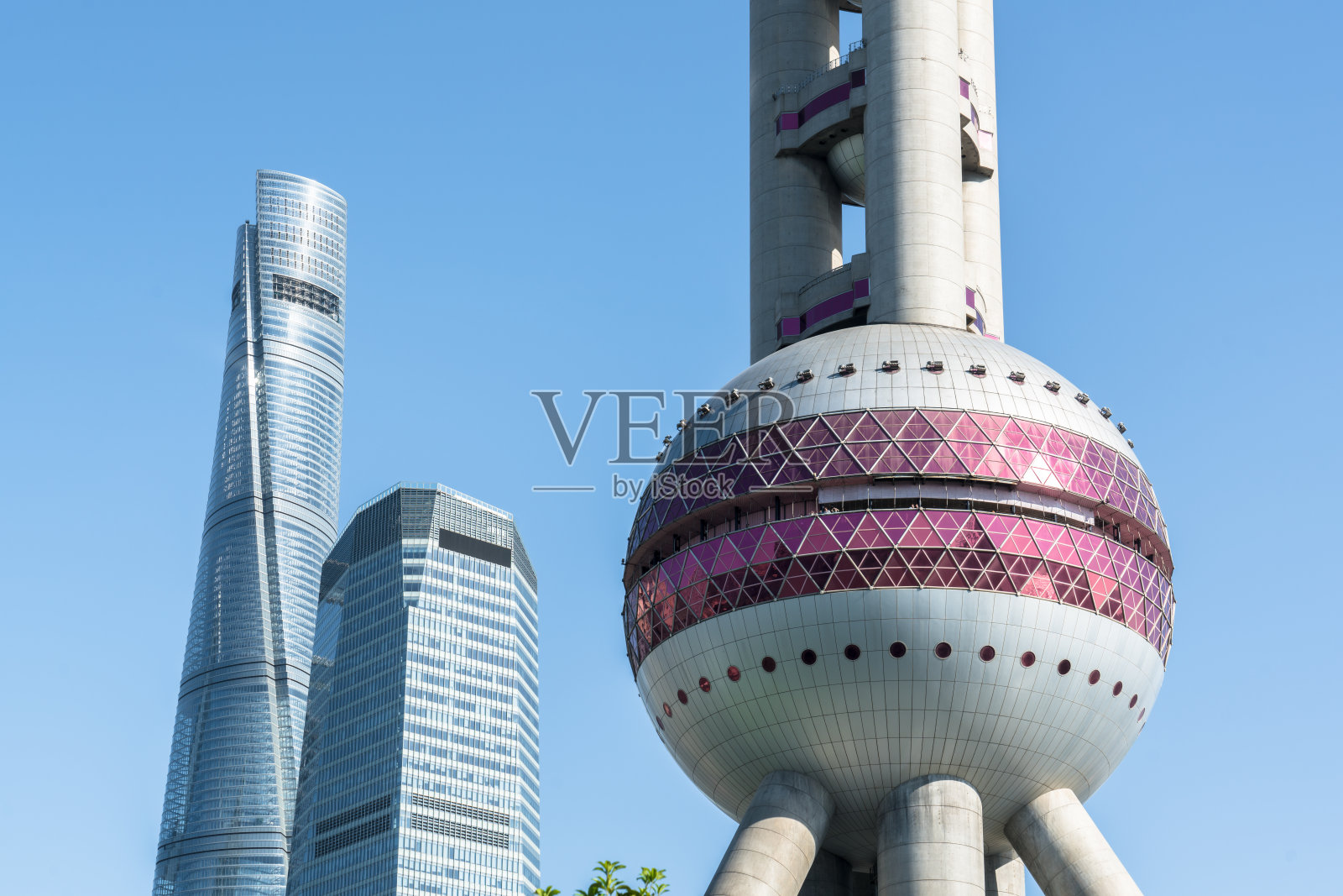 现代建筑立面、商业理念的细节镜头照片摄影图片