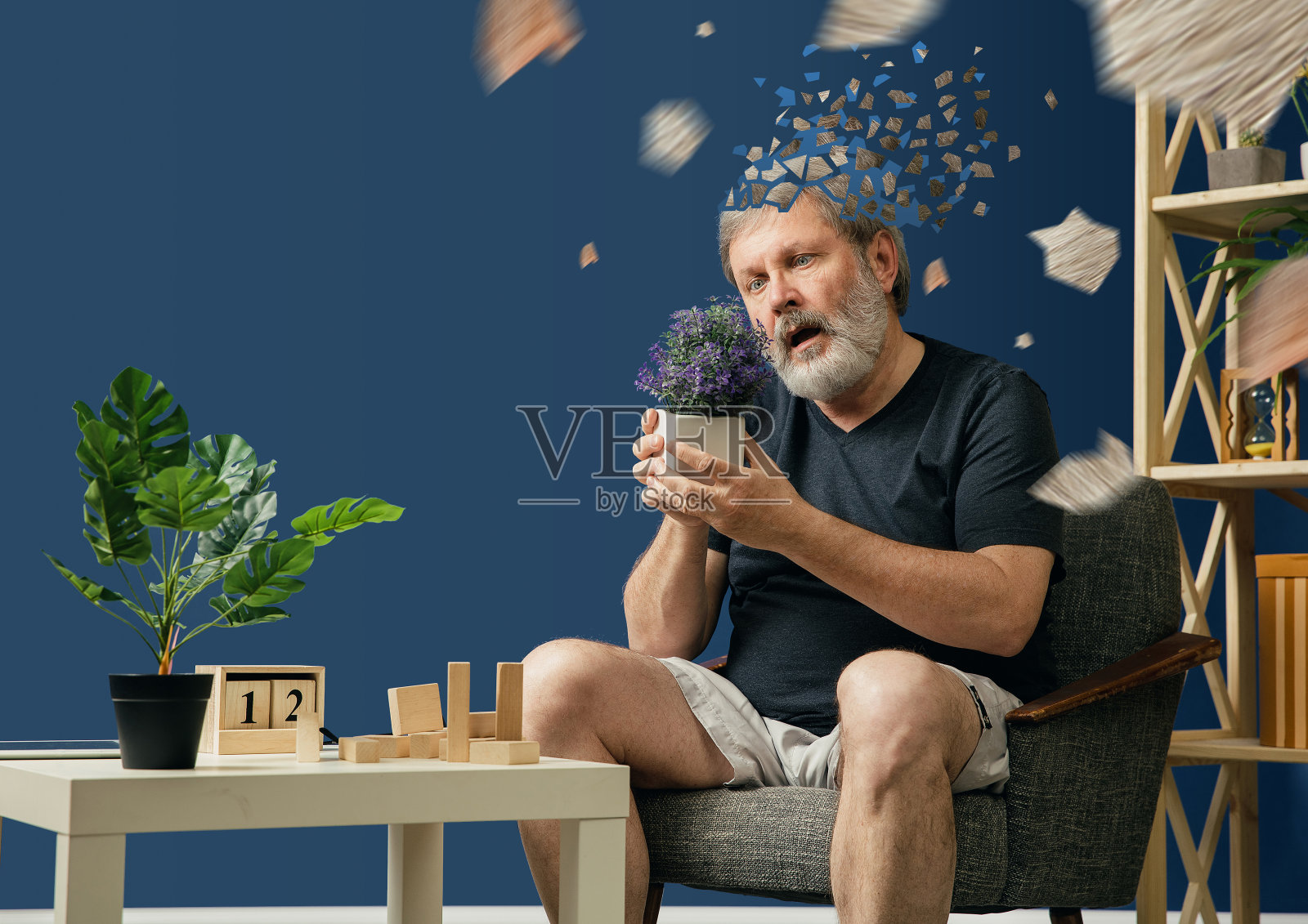 患有阿尔茨海默病的年长胡须男子照片摄影图片