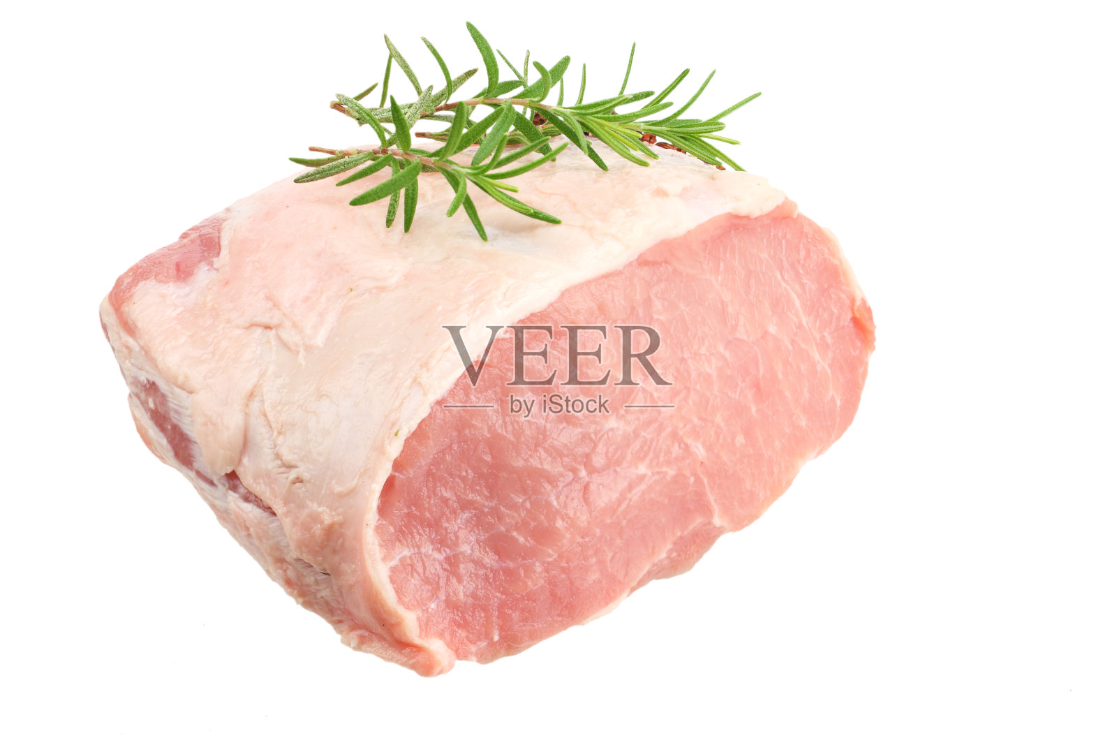 在白色背景上分离的生猪肉照片摄影图片