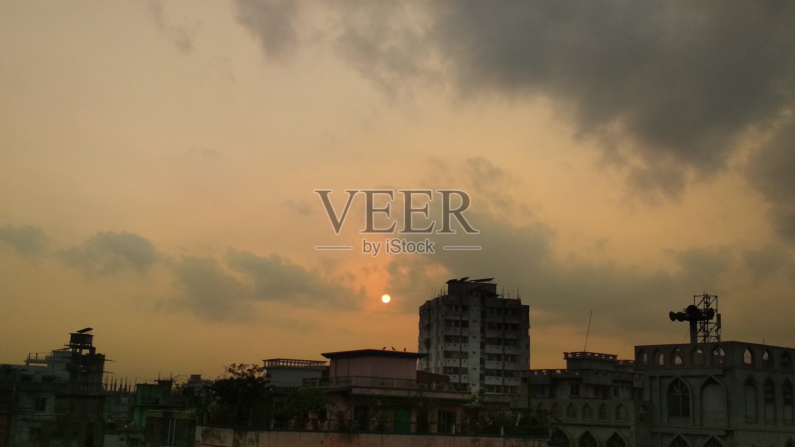 日落和城市照片摄影图片