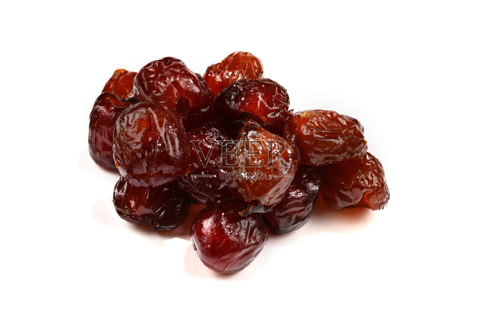 干枣孤立在白色背景上。照片摄影图片