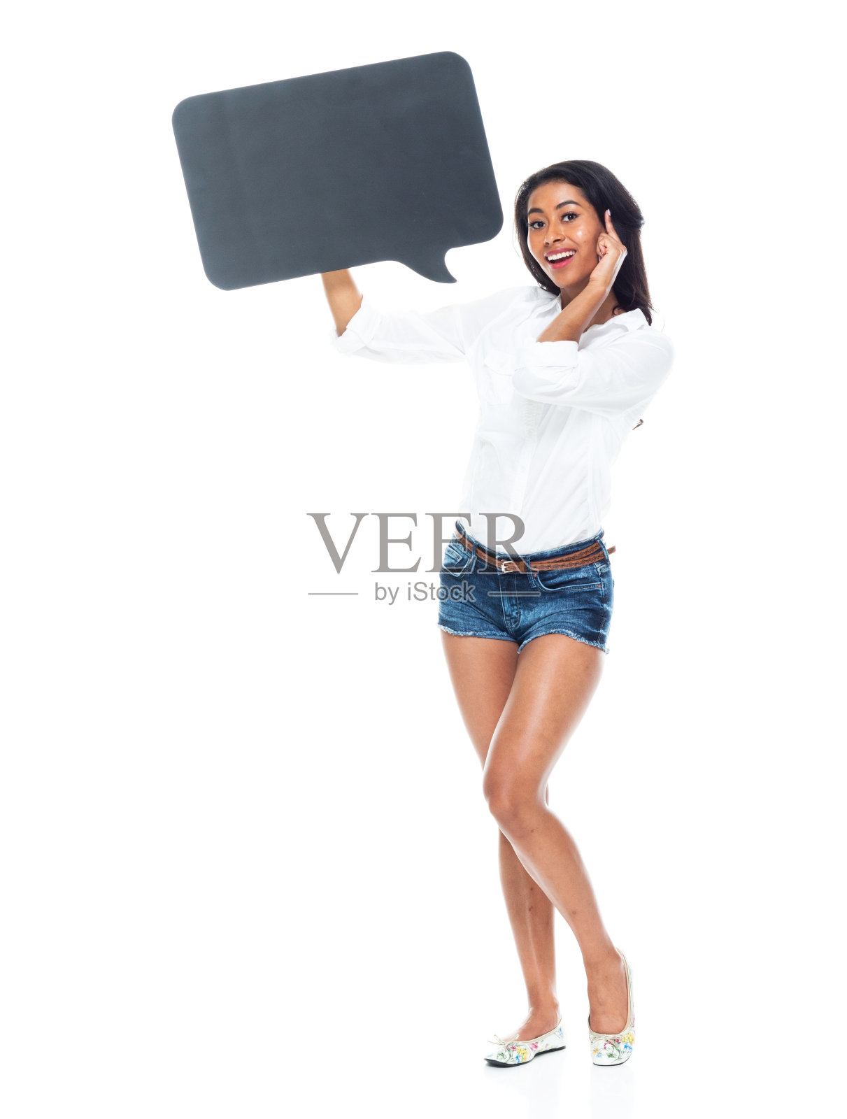 美丽的女性捧着演讲泡泡照片摄影图片