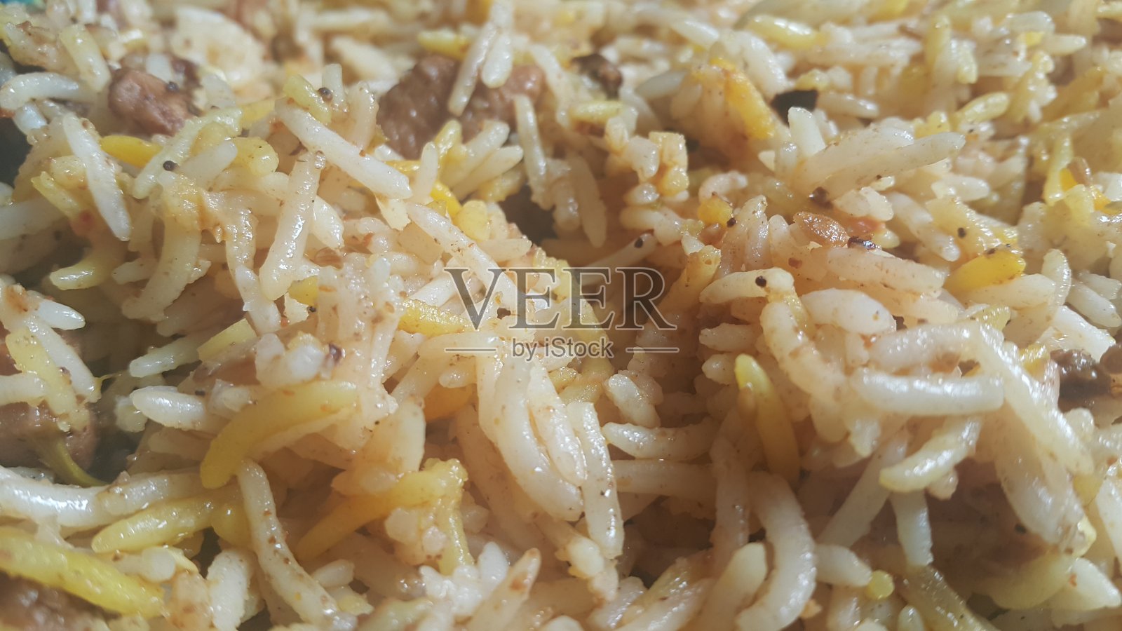 传统的自制印度香米pulao或pulav with chana，或蔬菜米饭照片摄影图片