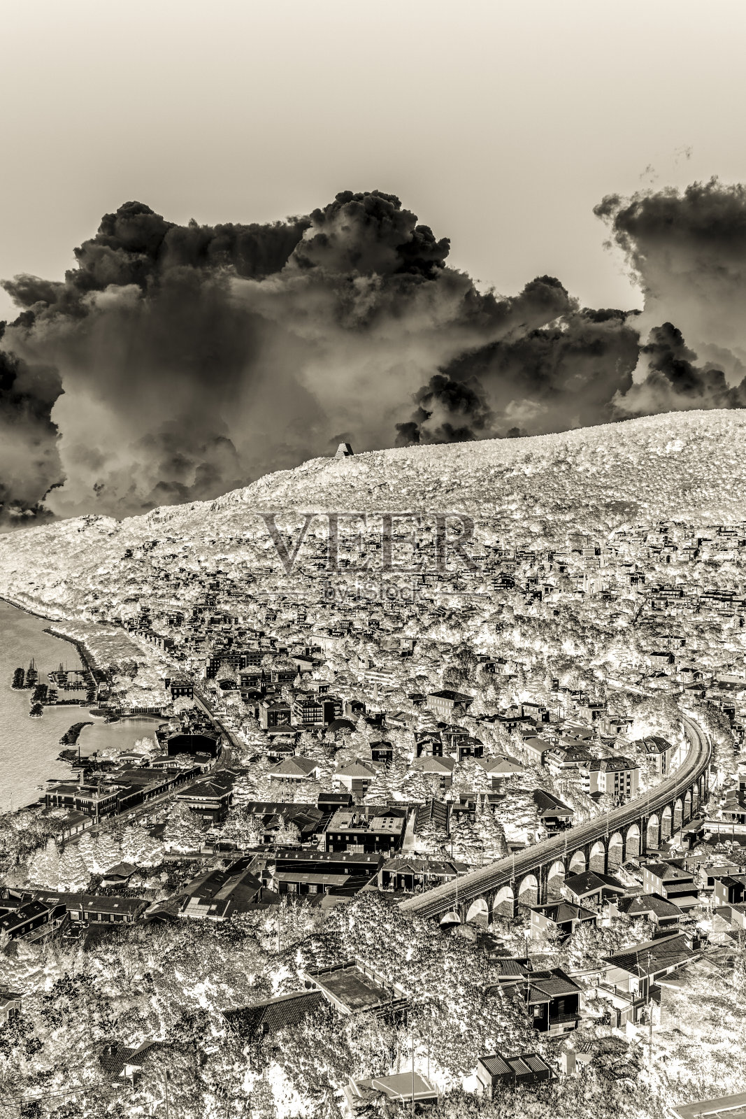 意大利美丽的城市里雅斯特全景照片摄影图片