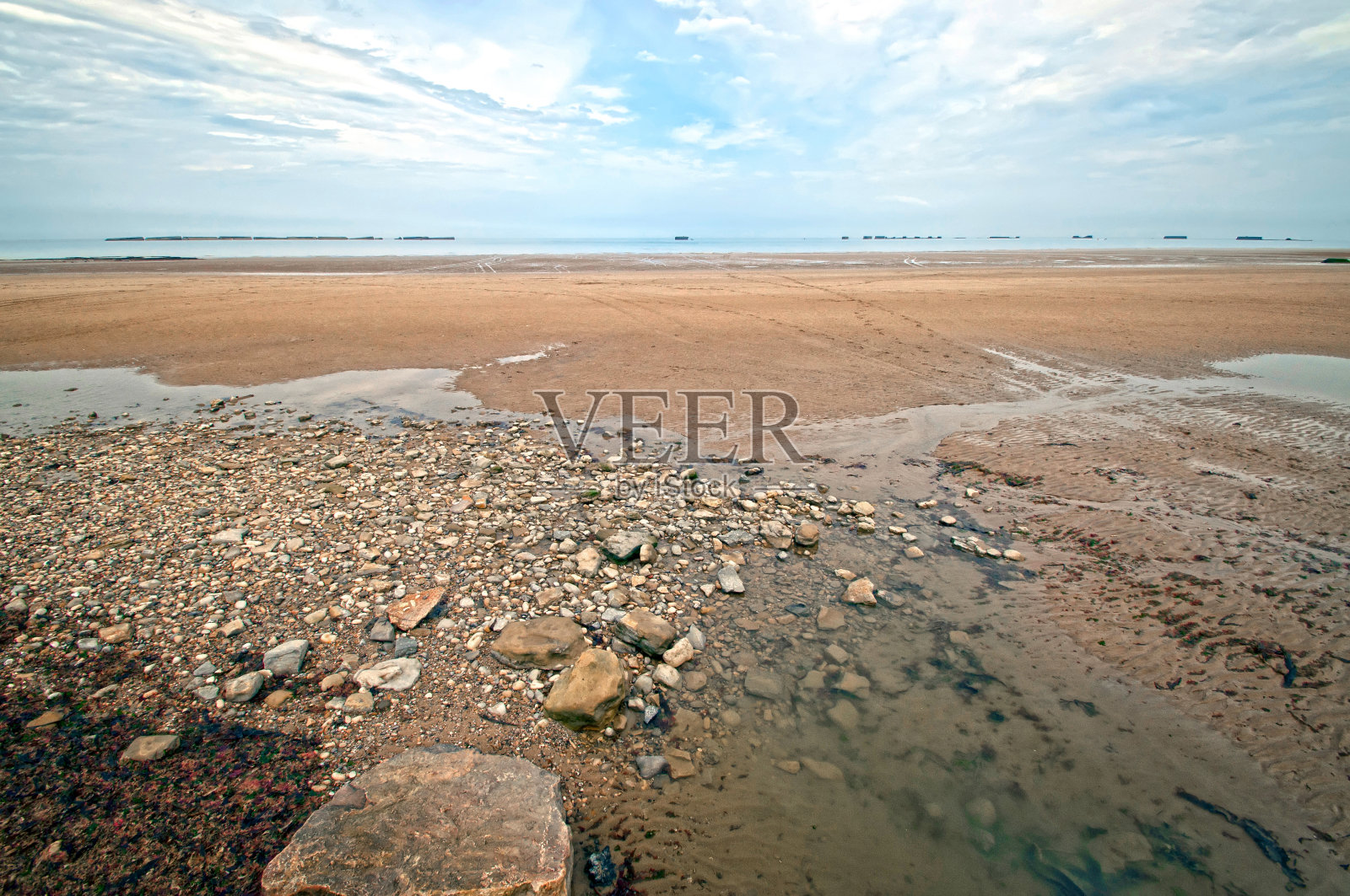 马路黄金海滩照片摄影图片