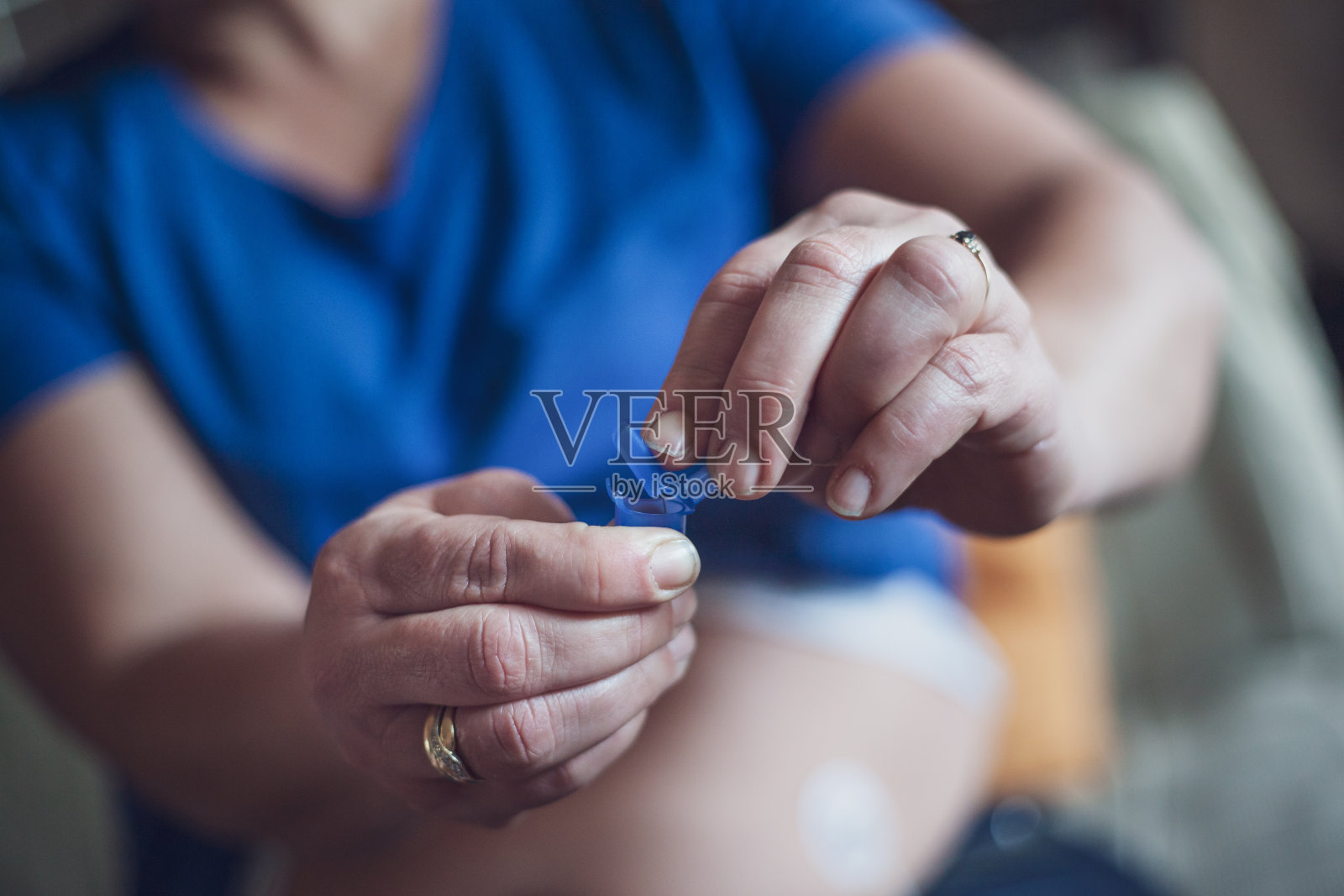 胰岛素泵——如何使用照片摄影图片