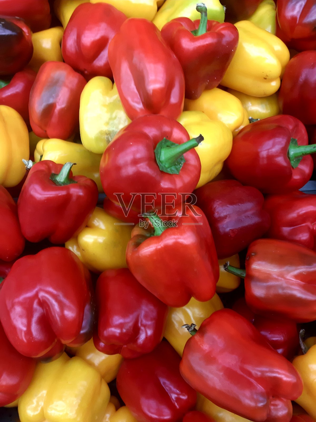 红椒和黄椒照片摄影图片