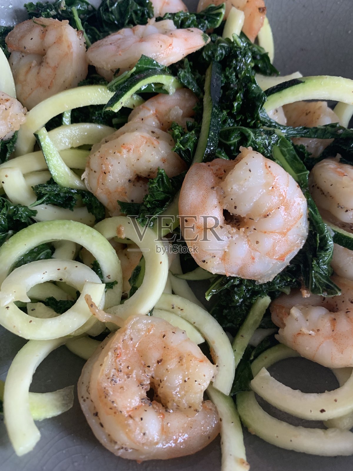 鲜虾西葫芦面甘蓝01照片摄影图片