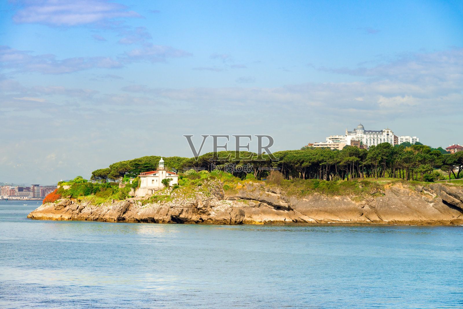 灯塔在桑坦德银行照片摄影图片