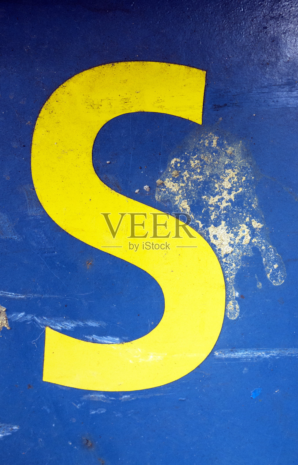 废弃州的文字排版发现字母S照片摄影图片