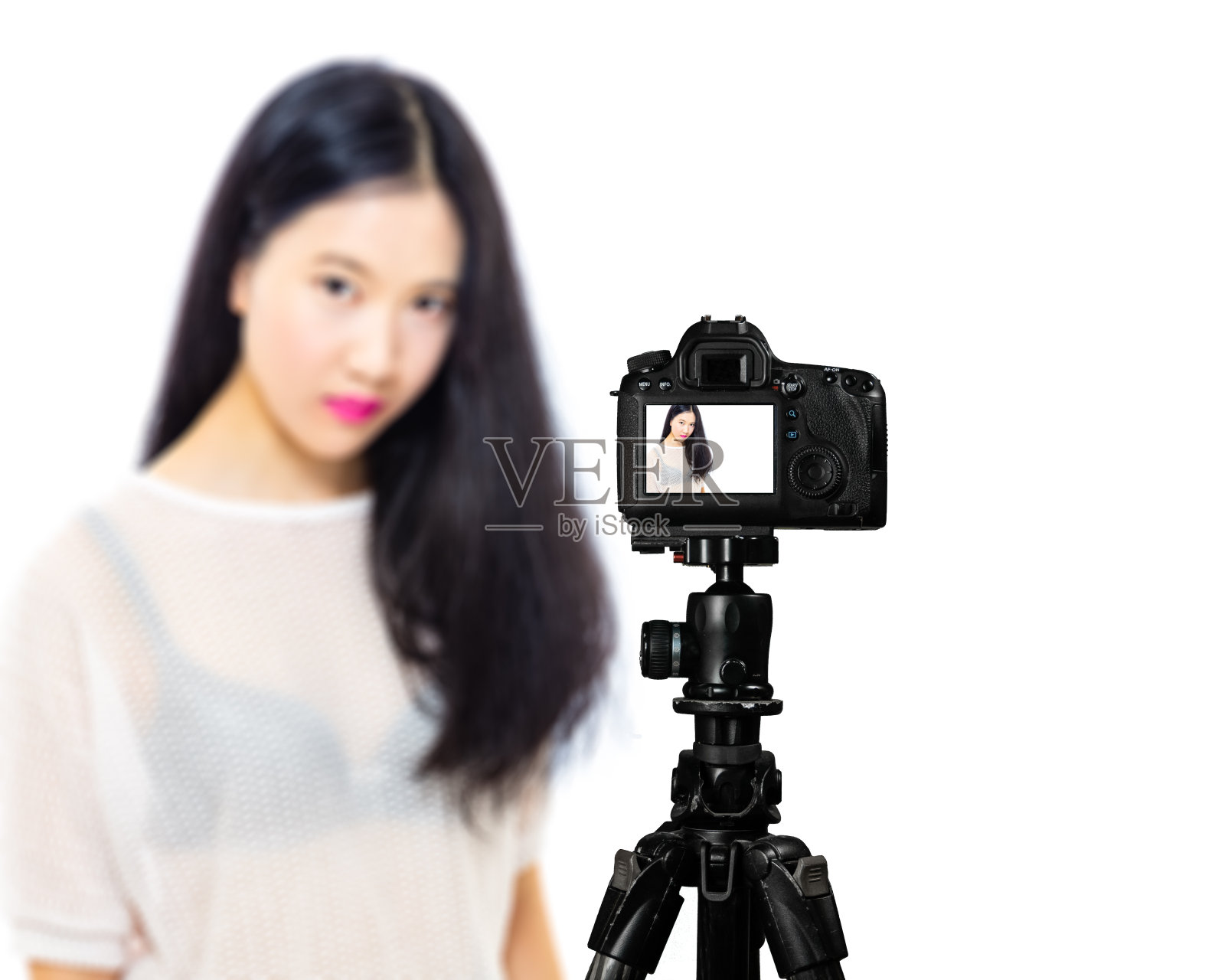 十几岁的亚裔高中女孩照片摄影图片