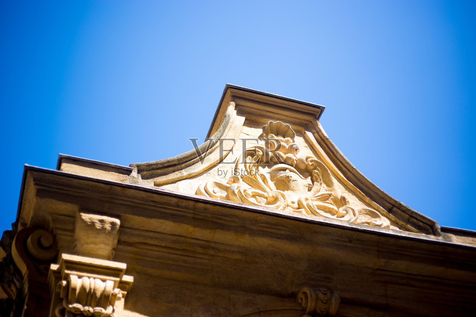 艾克斯-普罗旺斯建筑:华丽的巴洛克门照片摄影图片