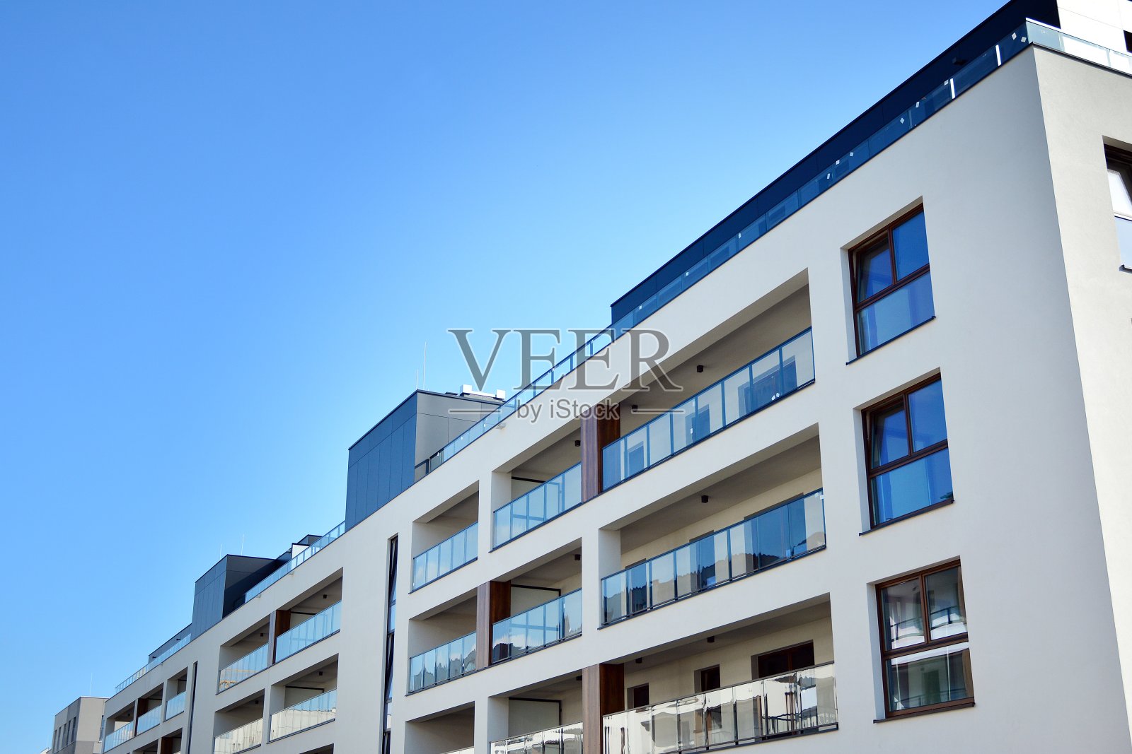 当代建筑的抽象片段。现代住宅建筑照片摄影图片