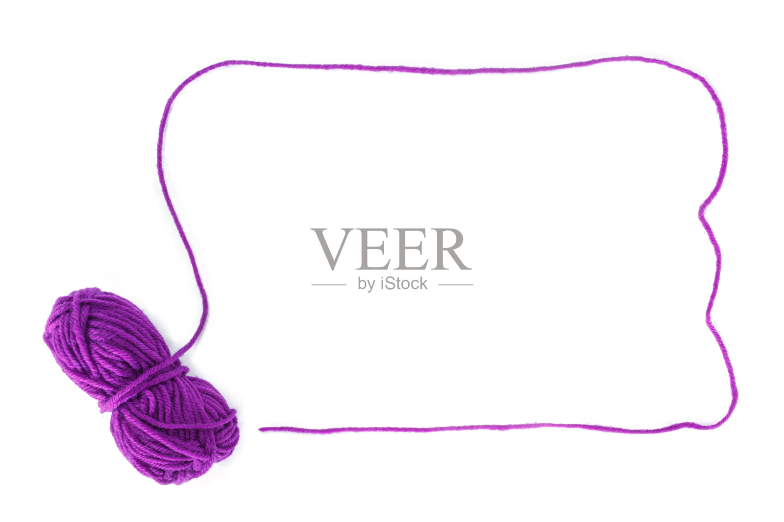 边线颜色为紫色，背景为白色。照片摄影图片