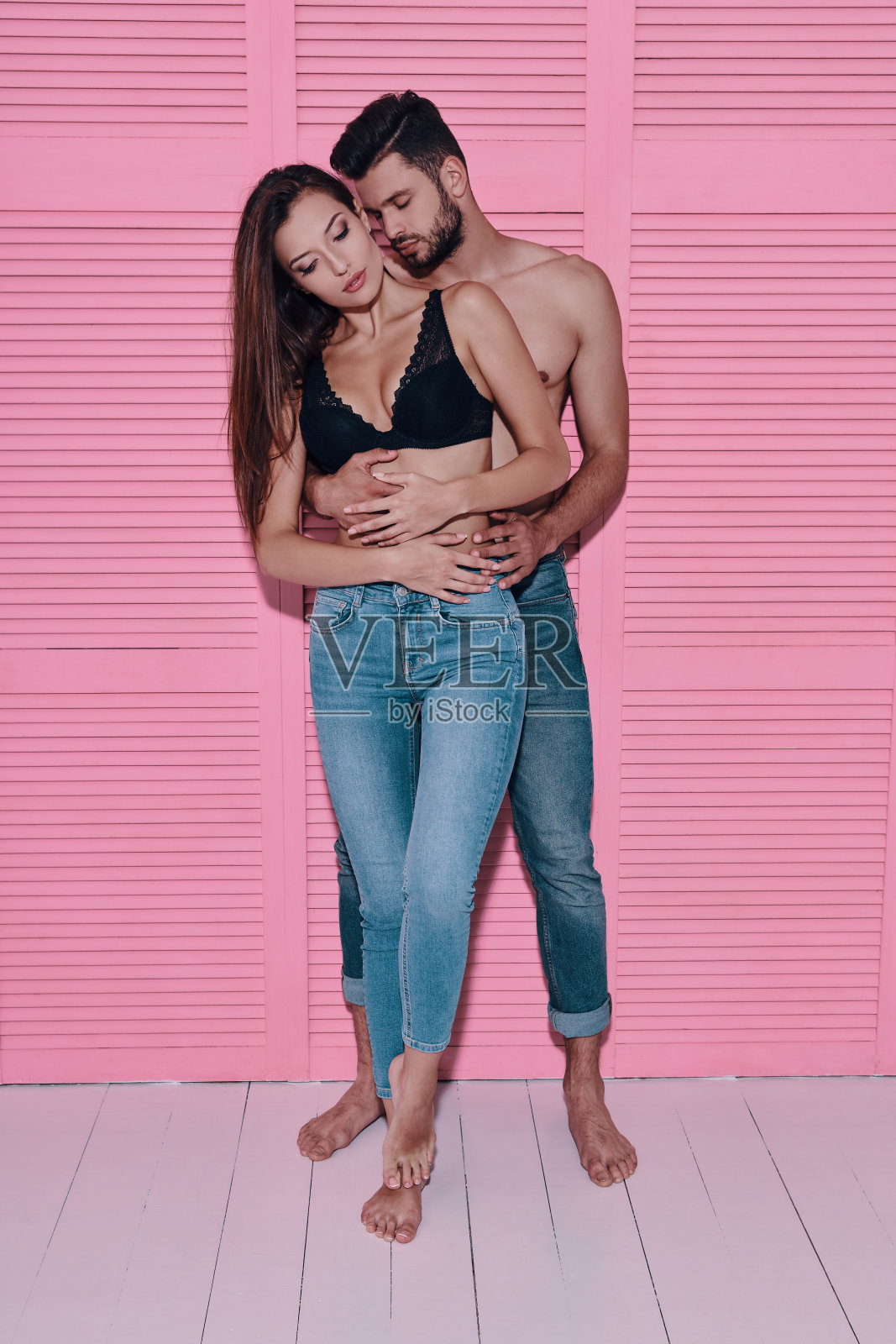 爱她的一切。照片摄影图片