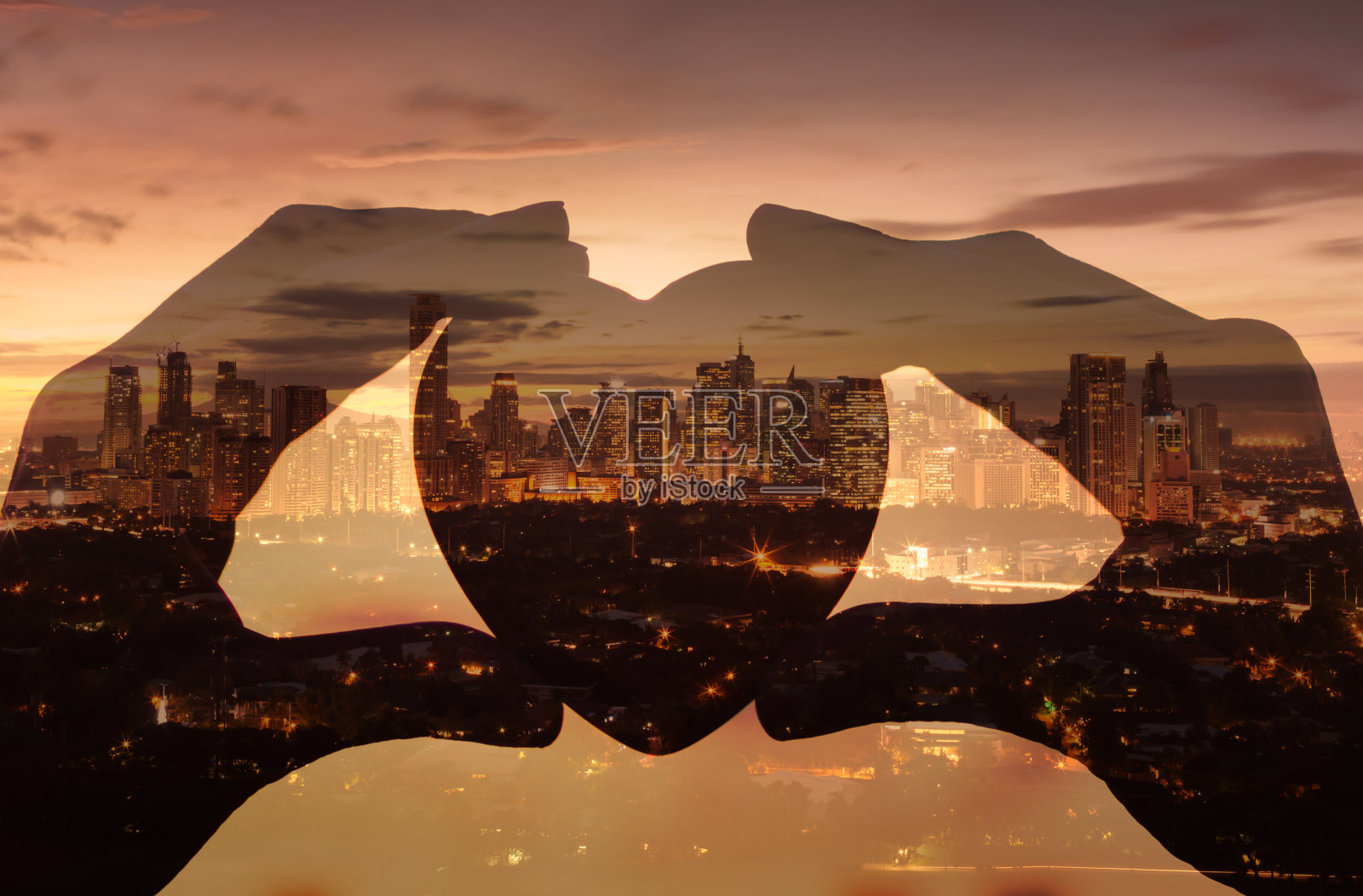 城市的心照片摄影图片