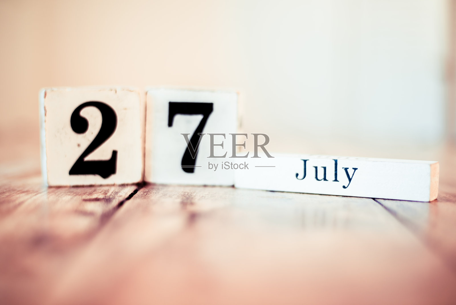 7月27日- 7月27日国家苏格兰日“nNational Créme Bruléé Day”nNational New Jersey Day照片摄影图片