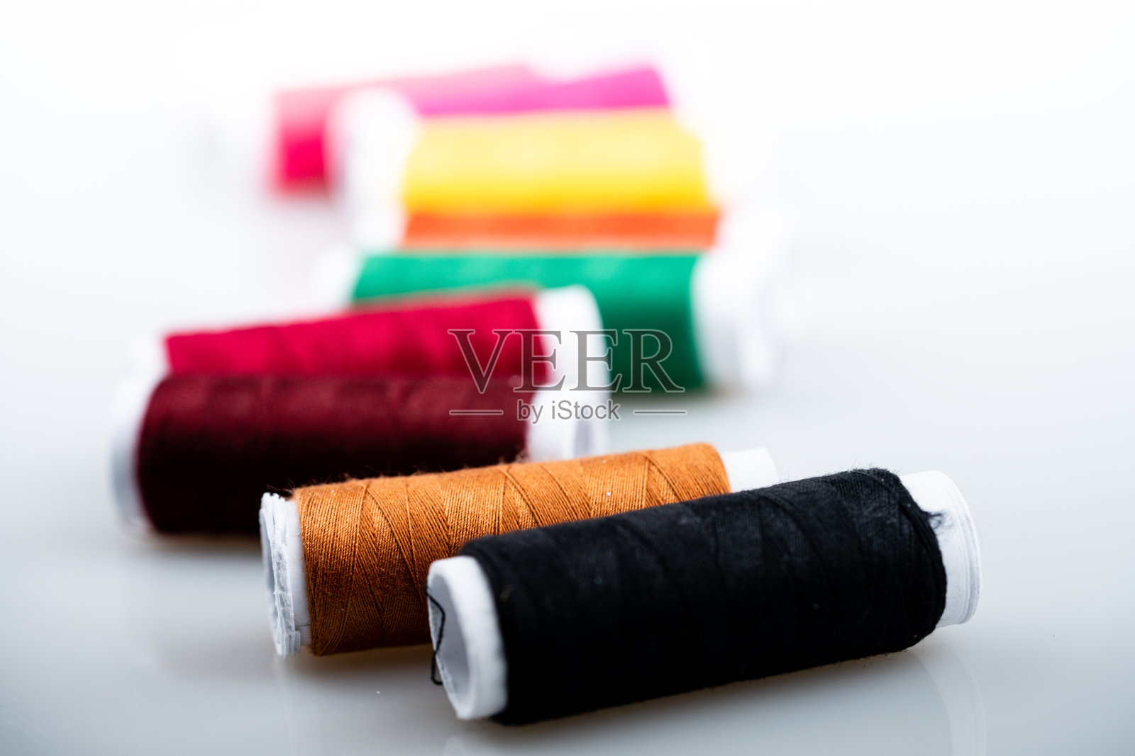 彩色棉线卷轴照片摄影图片