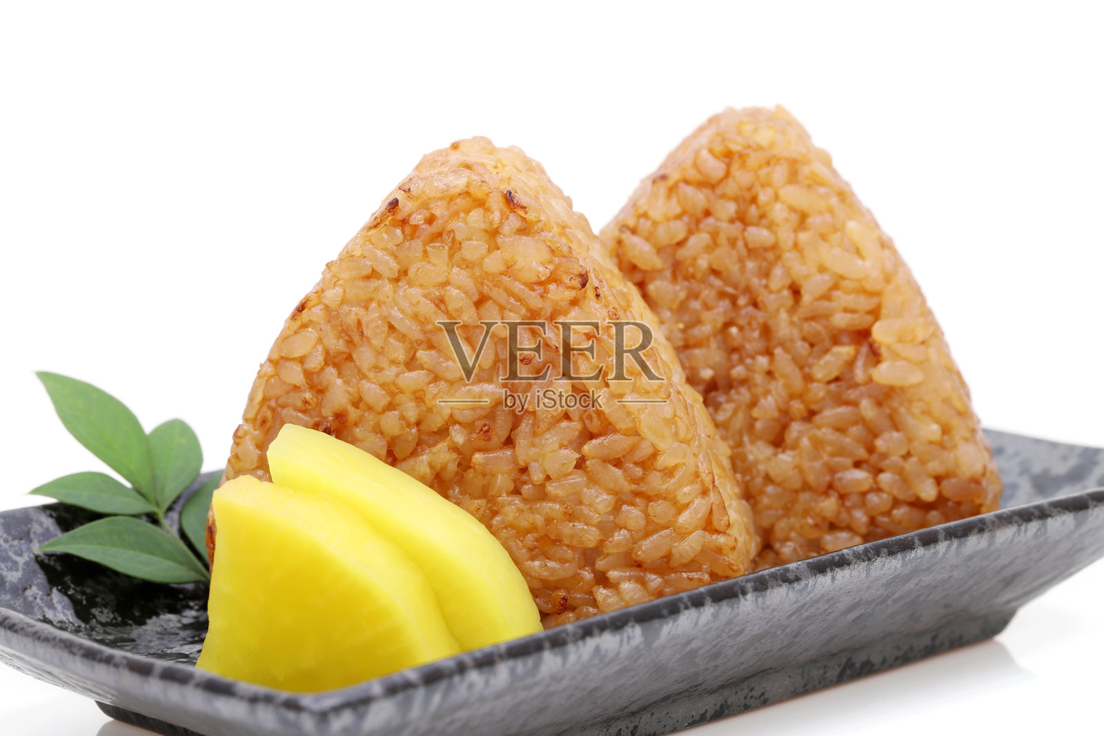 日式烧饭，日本料理，饭团照片摄影图片