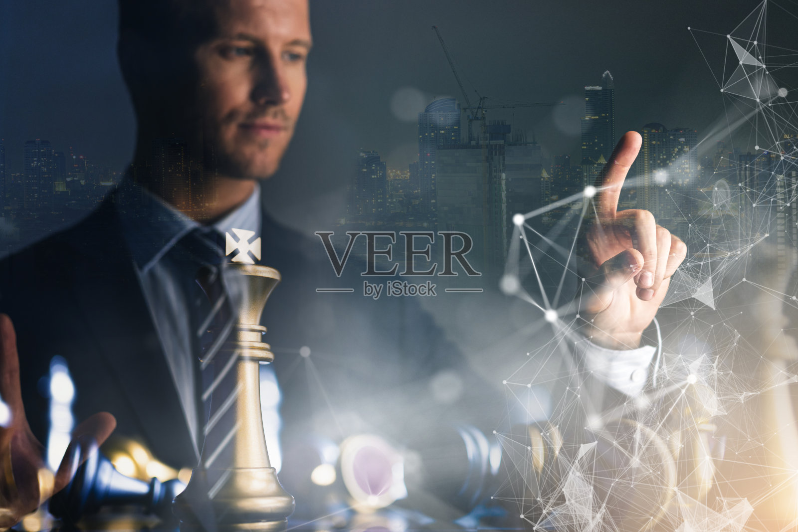 白种人商务正装双曝光采用虚拟多边形连接线色调的商务创意理念照片摄影图片