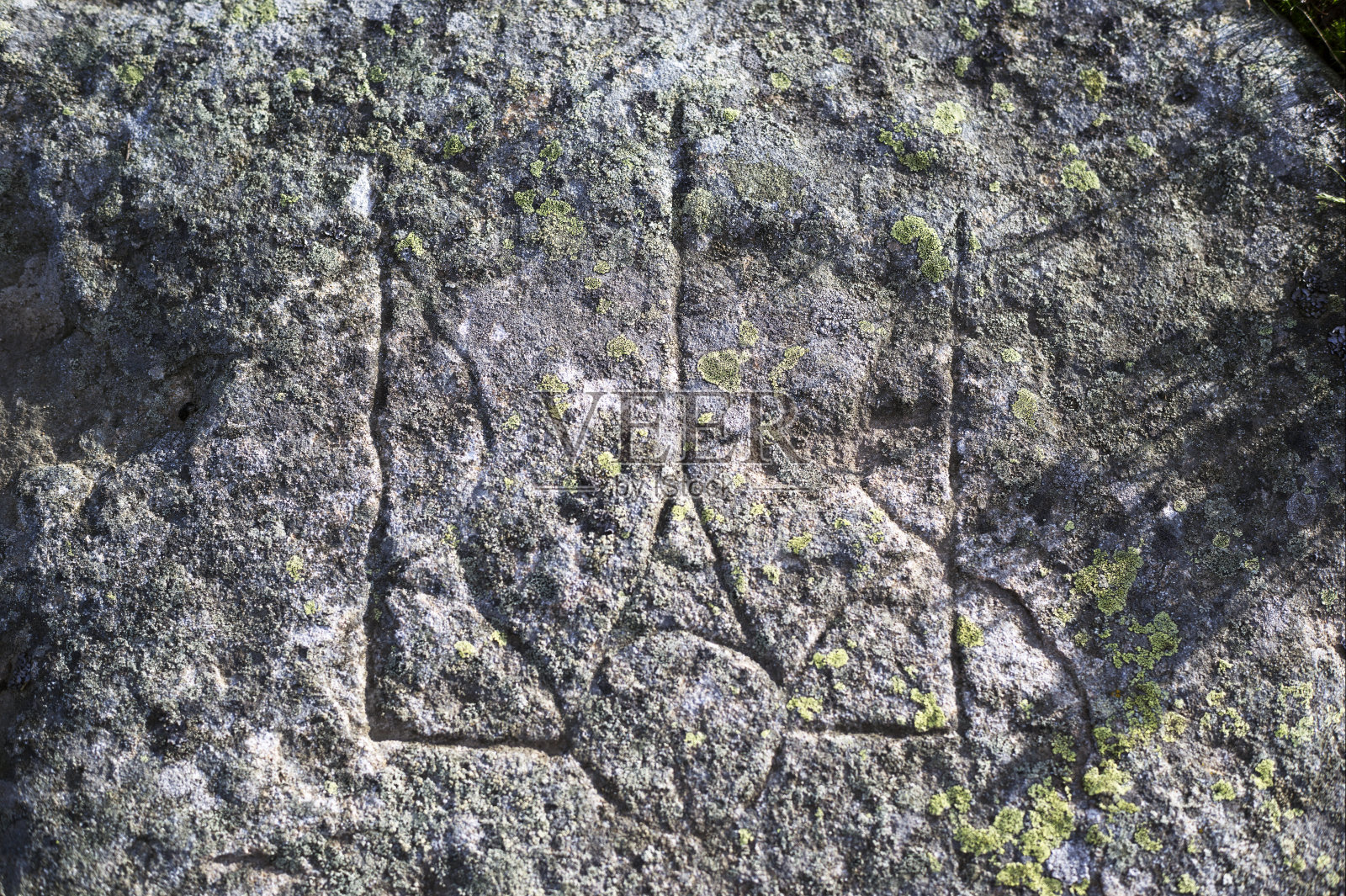 欧洲古老的岩石雕刻照片摄影图片