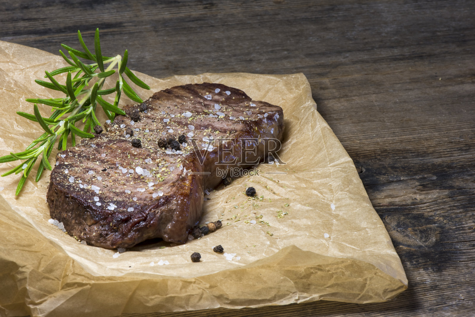 烤牛排照片摄影图片