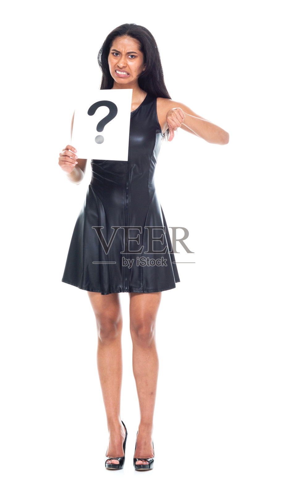 迷人的拉丁女性穿着皮衣照片摄影图片