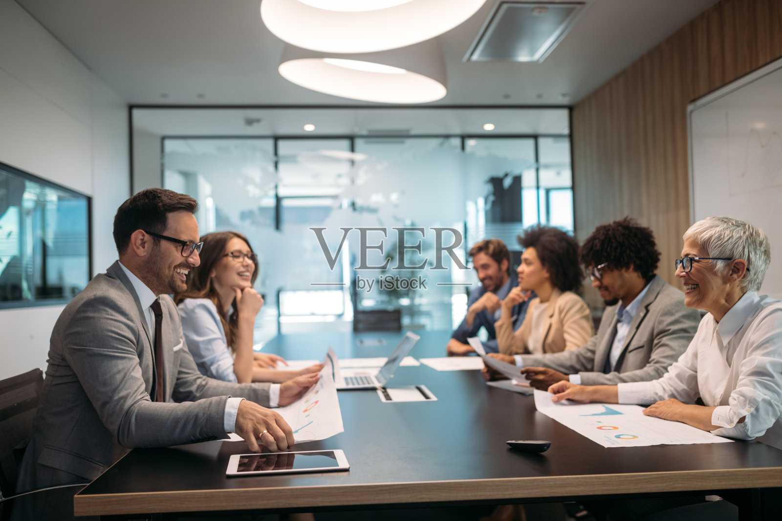 会议企业成功商业头脑风暴团队概念照片摄影图片