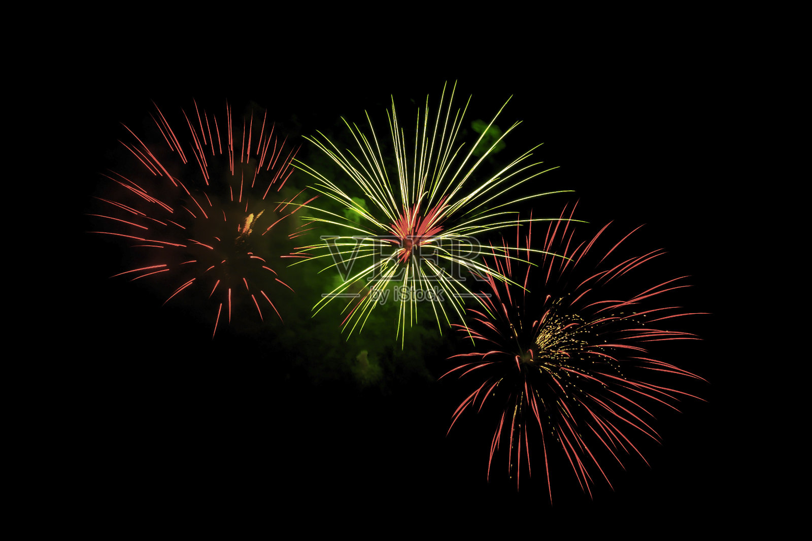 美丽的烟花与黑色背景:庆祝与烟花照片摄影图片